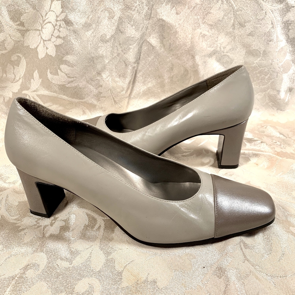Bandolino Grey and Taupe Leather Square Toe Heels